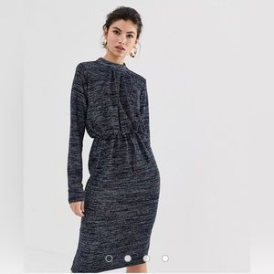 Long sleeve, stretch dress